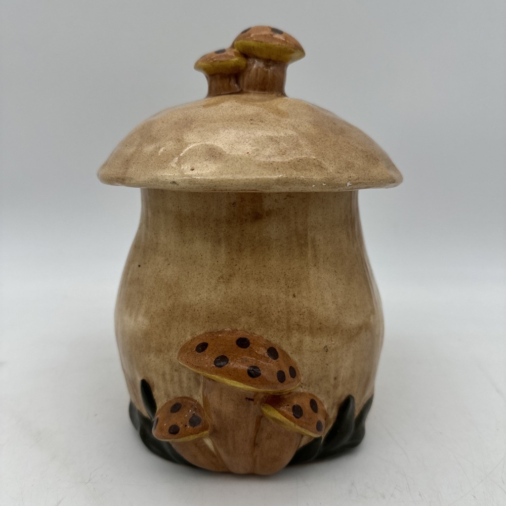 Vintage Medium‎ Mushroom Canister Cookie Jar Ceramic 1970s Kitchen w/ Lid 9.5"